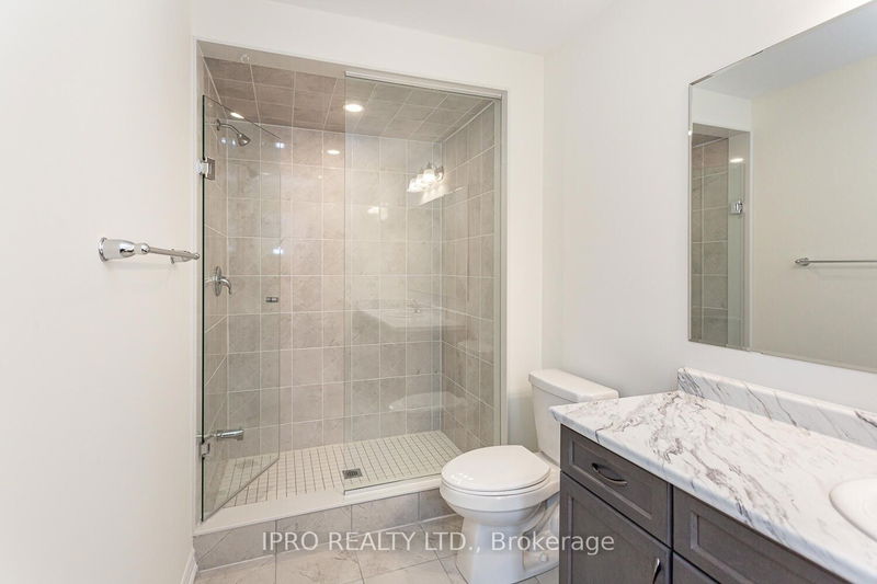 278 Lagerfeld Dr  Brampton, L7A 0H8 | Image 10