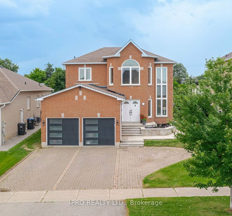 176 Landsbridge St  Caledon, L7E 2A9 | Image 1