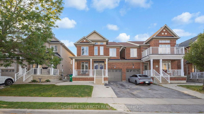 24 Overture Lane  Brampton, L6S 6H9 | Image 1