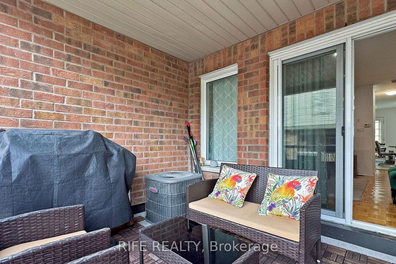 76 Joseph Griffith Lane  Toronto, M3L 0C7 | Image 28