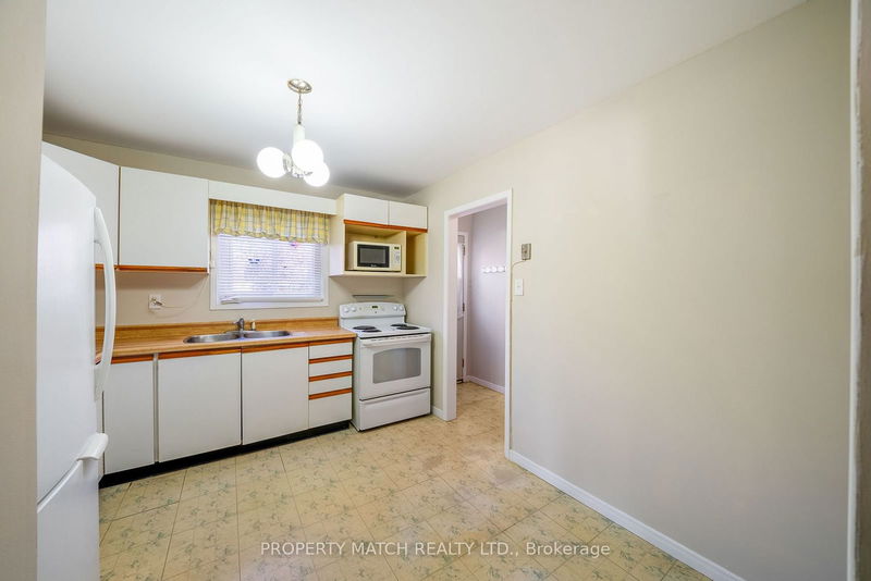 11 Mosswood Lane  Toronto, M9V 1M3 | Image 10