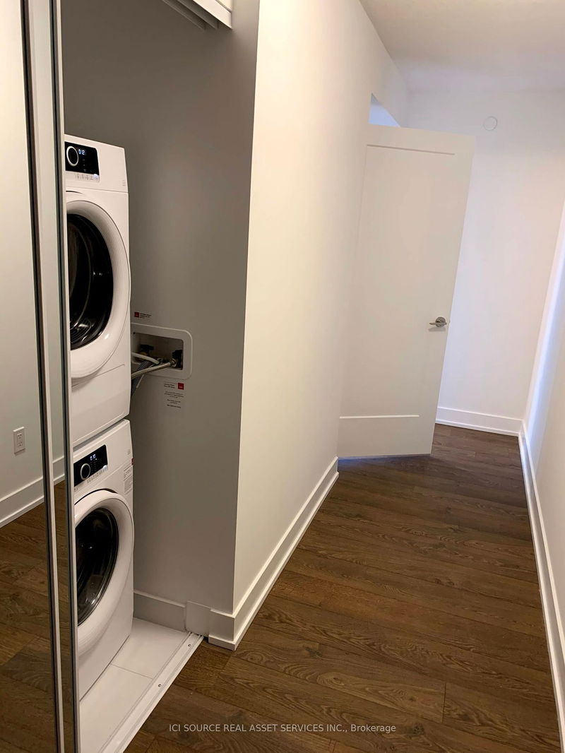 home for lease on 2518-9 Mabelle Avenue