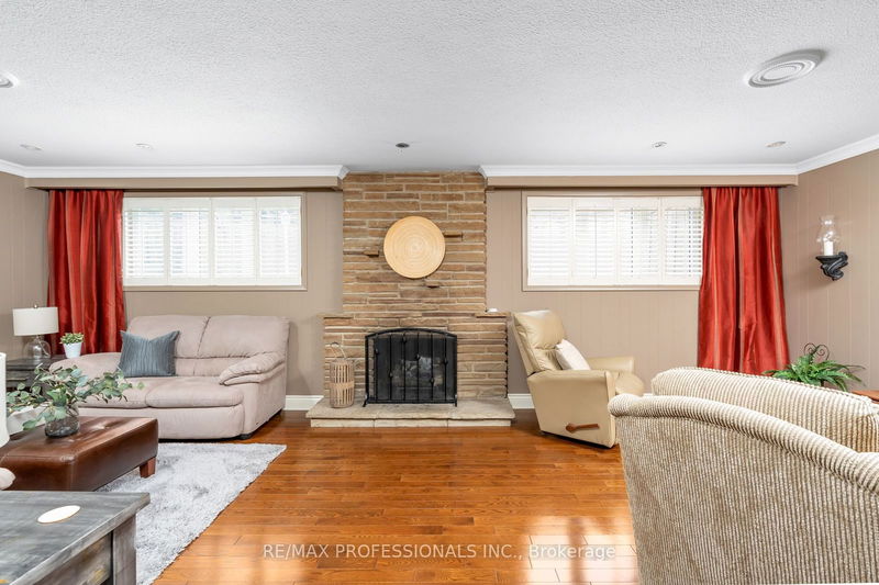 9 Conifer Dr  Toronto, M9C 1X3 | Image 29