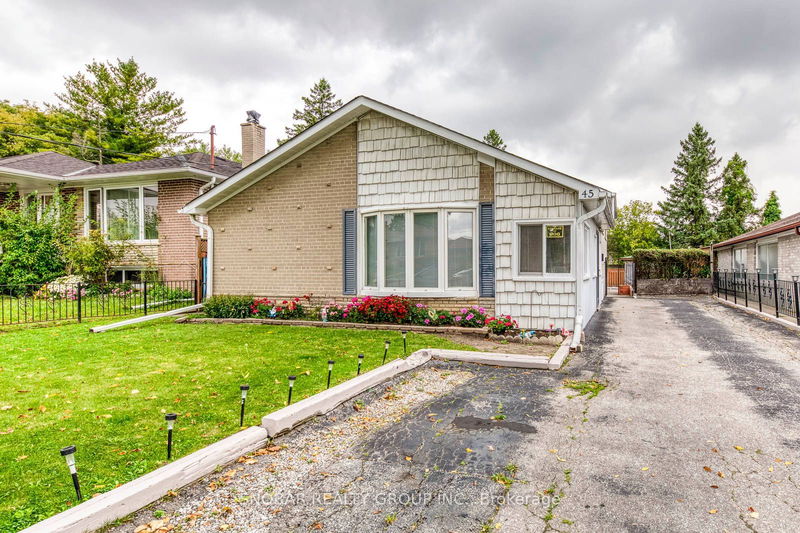 45 Taysham Cres  Toronto, M9V 1X1 | Image 1