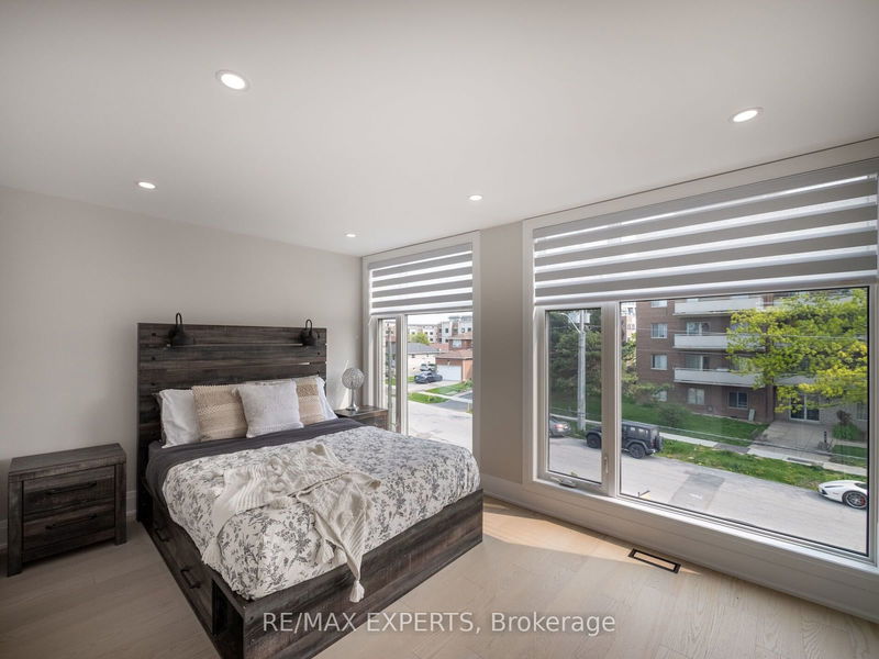 1042 Enola Ave  Mississauga, L5G 4A9 | Image 21