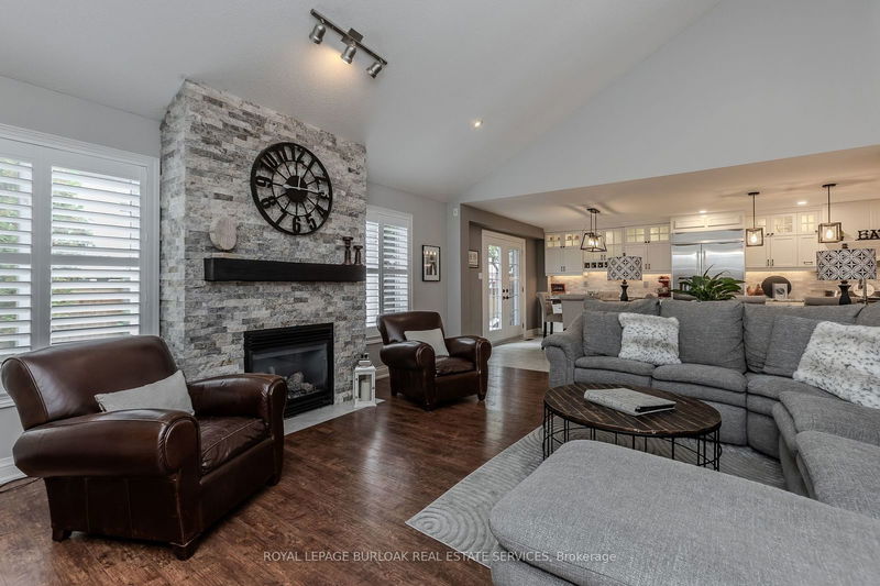 2391 Norland Dr  Burlington, L7L 7C7 | Image 25