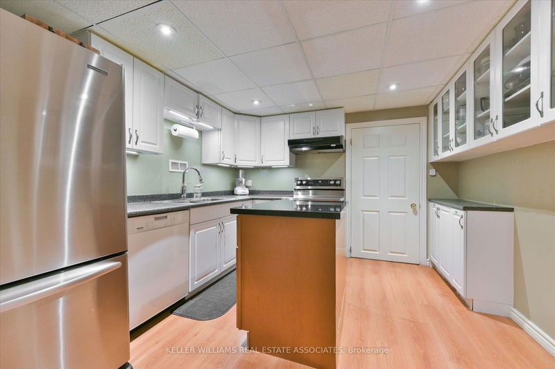 33 Hartford Tr  Brampton, L6W 4K2 | Image 27