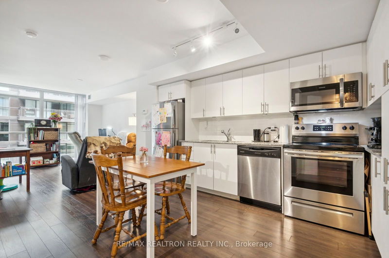  319 - 3091 Dufferin St  Toronto, M6A 0C4 | Image 8