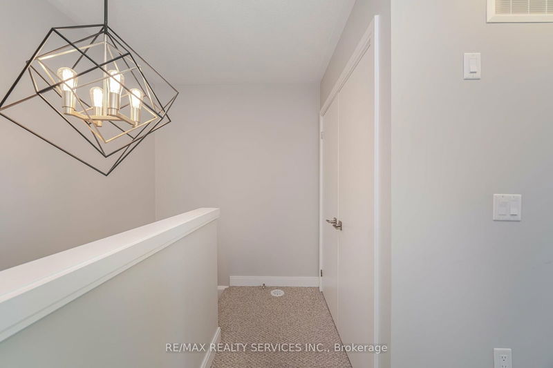  27 - 100 Dufay Rd  Brampton, L7A 4S3 | Image 22