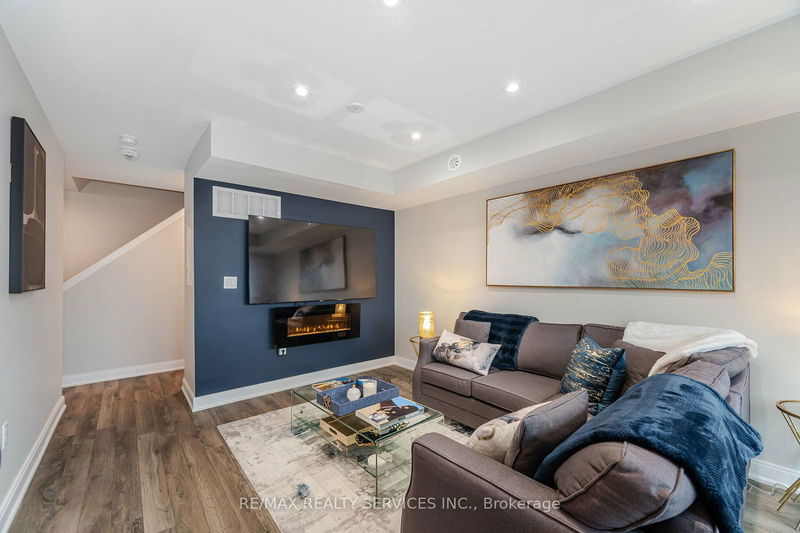  27 - 100 Dufay Rd  Brampton, L7A 4S3 | Image 7