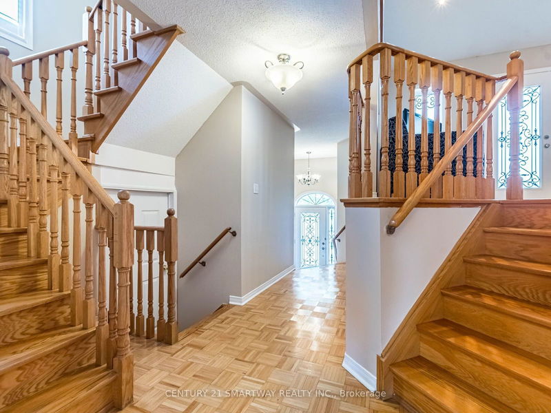 3 Belinda Dr  Brampton, L7A 2W7 | Image 9