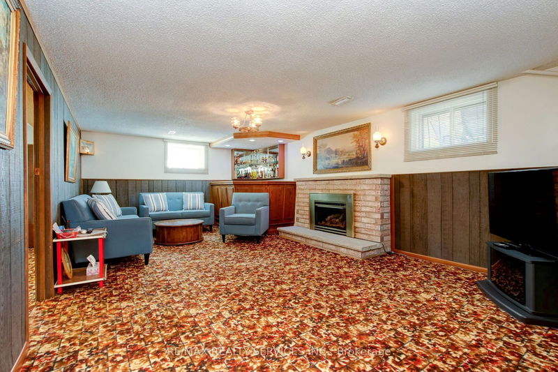 42 Mallard Cres  Brampton, L6S 2T6 | Image 23