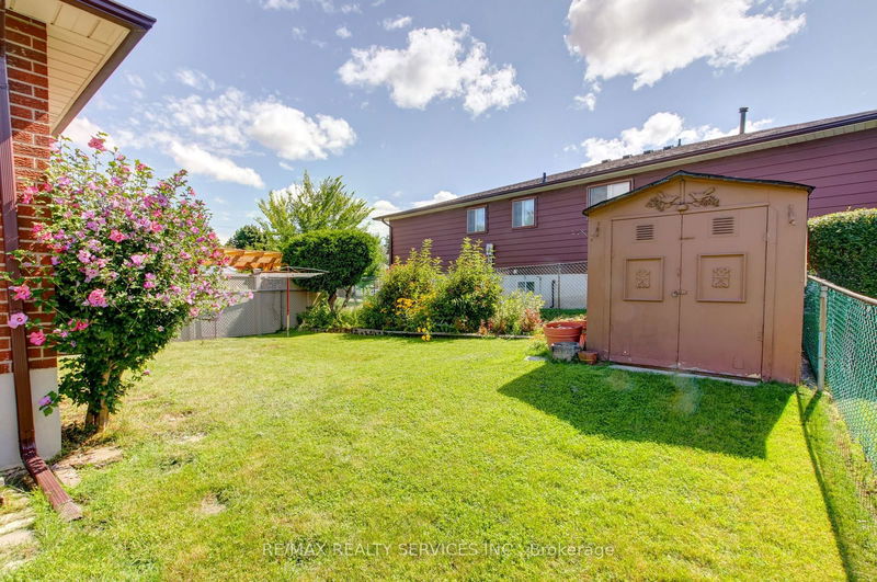 42 Mallard Cres  Brampton, L6S 2T6 | Image 38