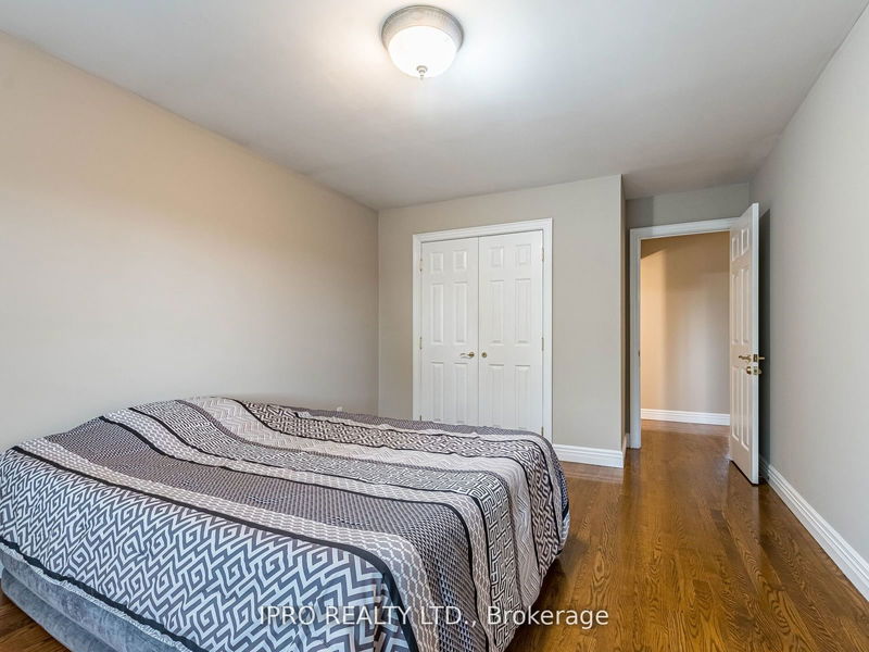 577 Yorkminster Cres  Mississauga, L5R 2A1 | Image 27