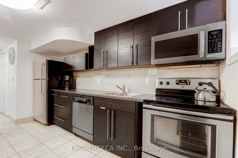 50 South Kingsway   Toronto, M6S 3T3 | Image 29