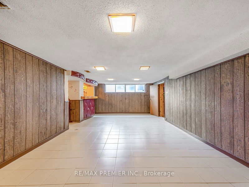 25 Letchworth Cres  Toronto, M3M 1Y7 | Image 25