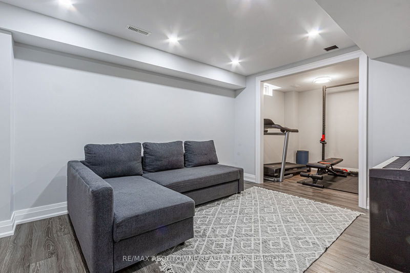 28 Bramcedar Cres  Brampton, L7A 1T1 | Image 19