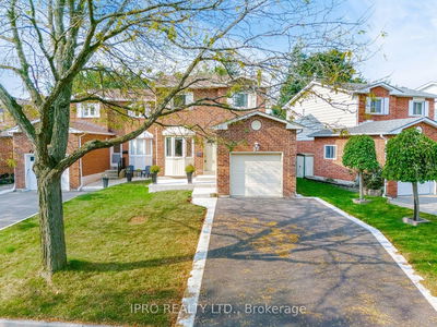 39 Lakecrest Tr  Brampton, L6Z 1S3 | Image 1