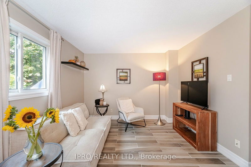 39 Lakecrest Tr  Brampton, L6Z 1S3 | Image 17