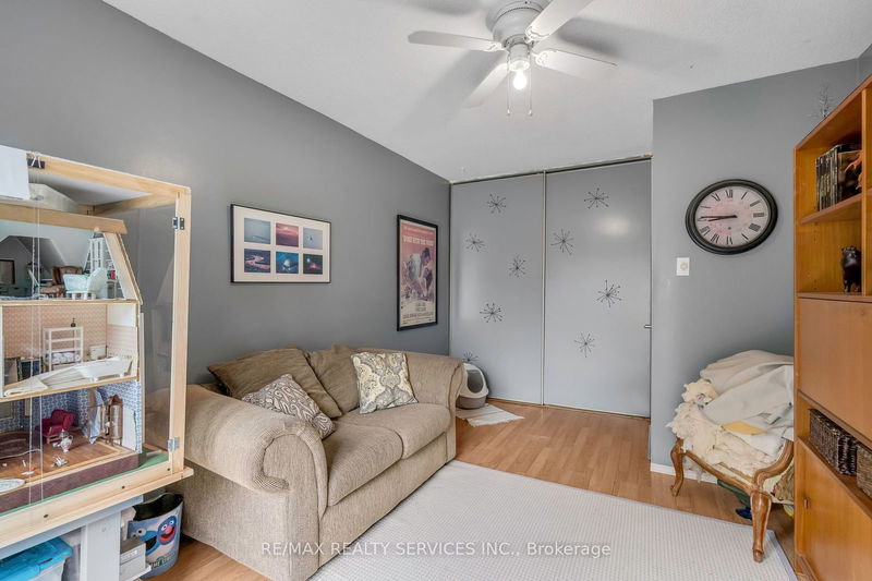 17 Newlyn Cres  Brampton, L6V 3A9 | Image 29