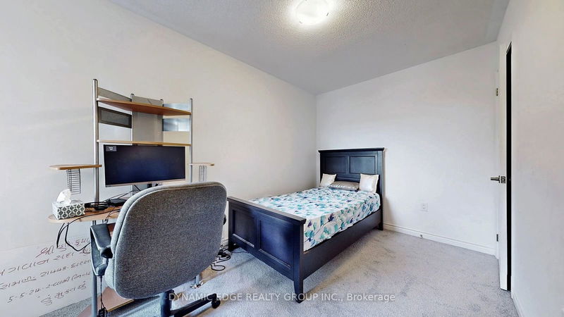 61 Keppel Circ N Brampton, L7A 5K9 | Image 26