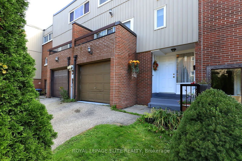  52 - 400 BLOOR St  Mississauga, L5A 3M8 | Image 1