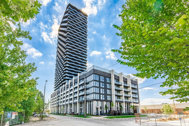 home for lease on 2007-36 Zorra Street