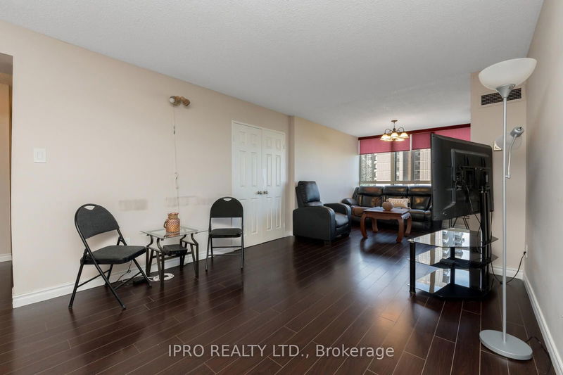  805 - 5 Lisa St  Brampton, L6T 4T4 | Image 4