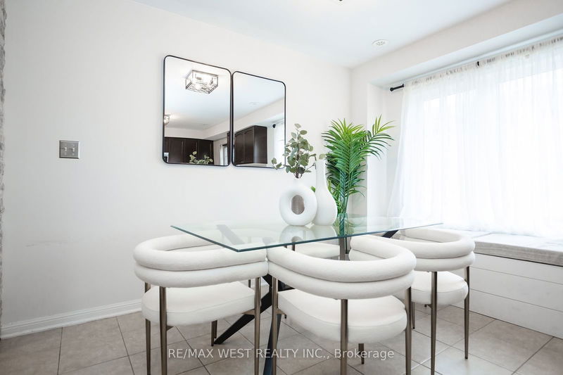 25 Ashen Tree Lane  Brampton, L7A 0T1 | Image 12