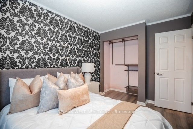 25 Ashen Tree Lane  Brampton, L7A 0T1 | Image 22