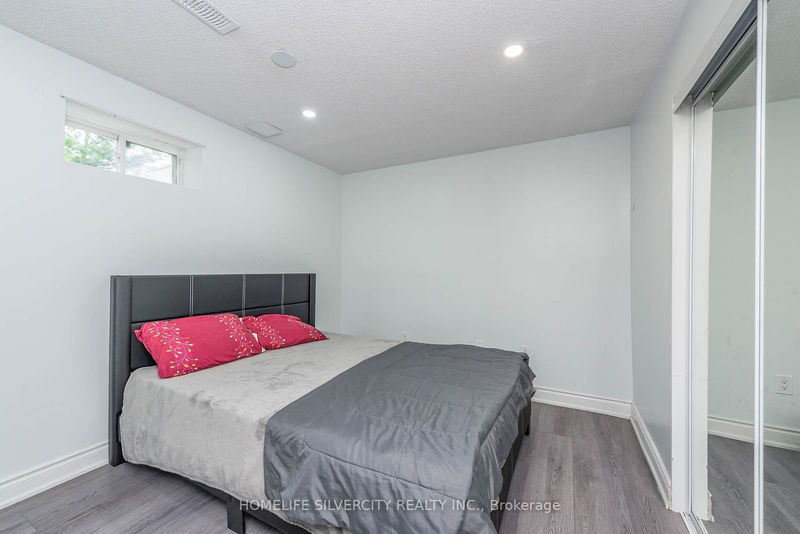 50 Begonia Cres  Brampton, L7A 0M6 | Image 34