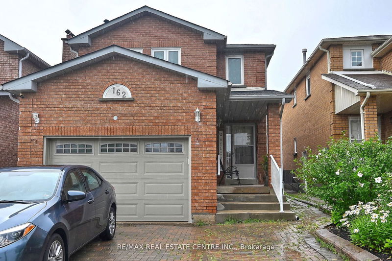 home for lease on BSMT-162 Torrance Wood