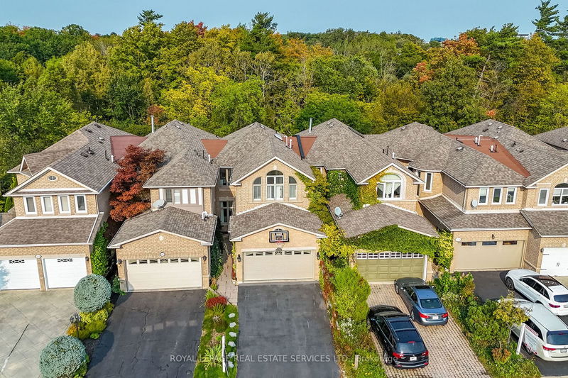 2249 Rockingham Dr  Oakville, L6H 6E7 | Image 2