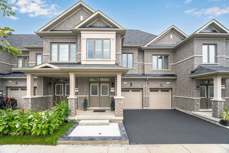 44 Adventura Rd  Brampton, L7A 5A7 | Image 2