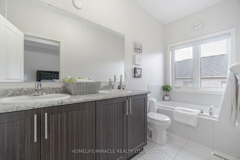 44 Adventura Rd  Brampton, L7A 5A7 | Image 24