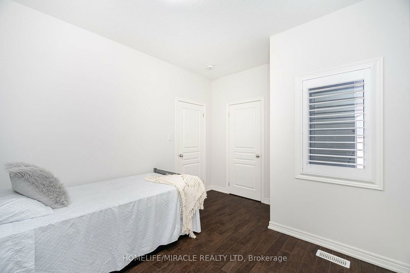 44 Adventura Rd  Brampton, L7A 5A7 | Image 27