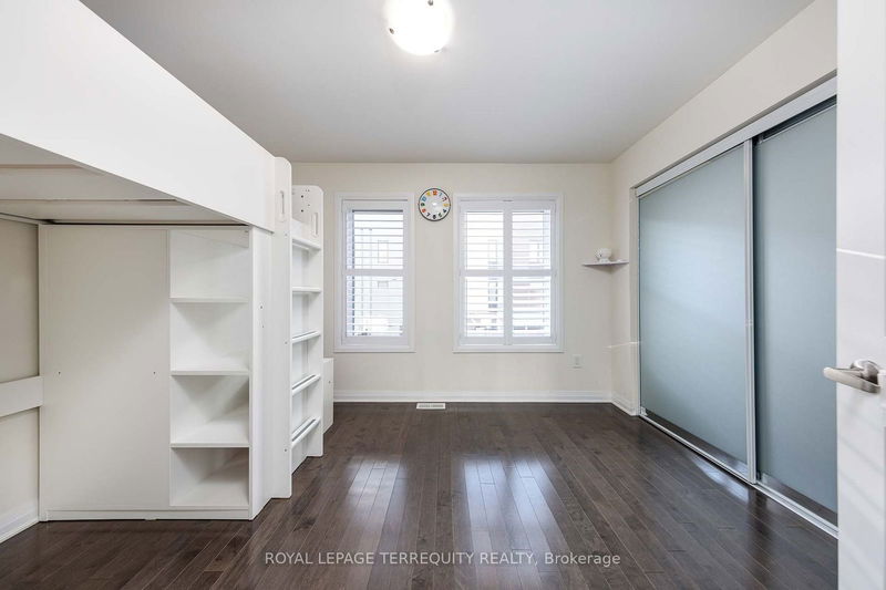 22 Caroline Carpenter Grve  Toronto, M3K 0B1 | Image 15