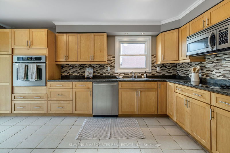 468 Hansen Rd  Brampton, L6V 3P8 | Image 6