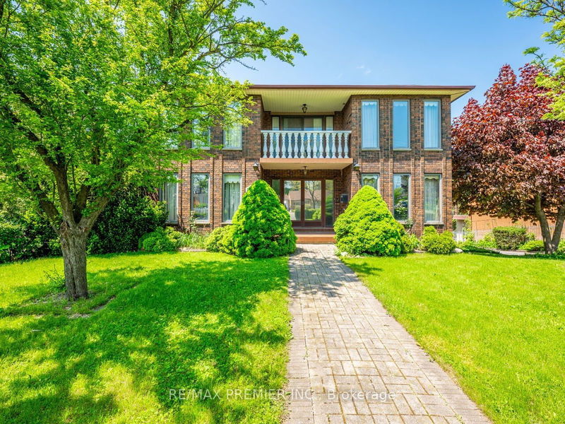 2960 Weston Rd  Toronto, M9M 2S7 | Image 1