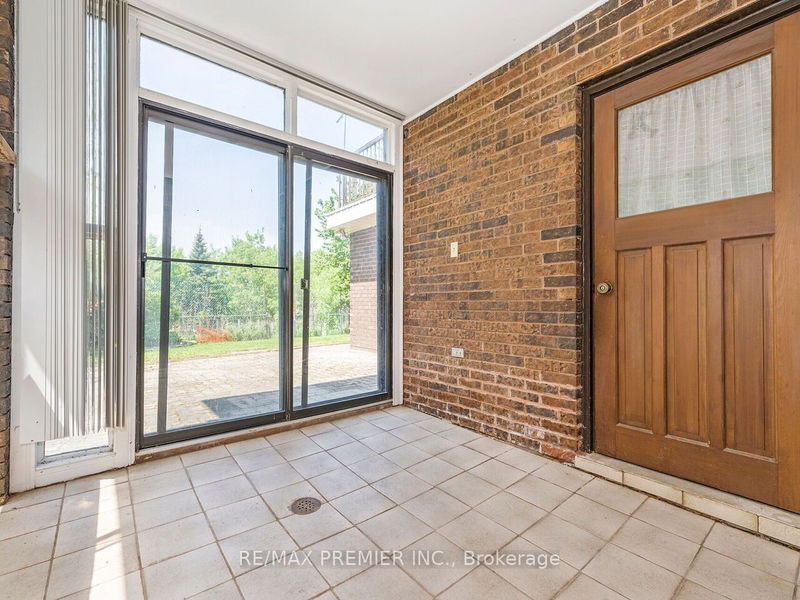 2960 Weston Rd  Toronto, M9M 2S7 | Image 34