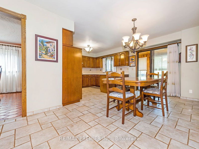 2960 Weston Rd  Toronto, M9M 2S7 | Image 9