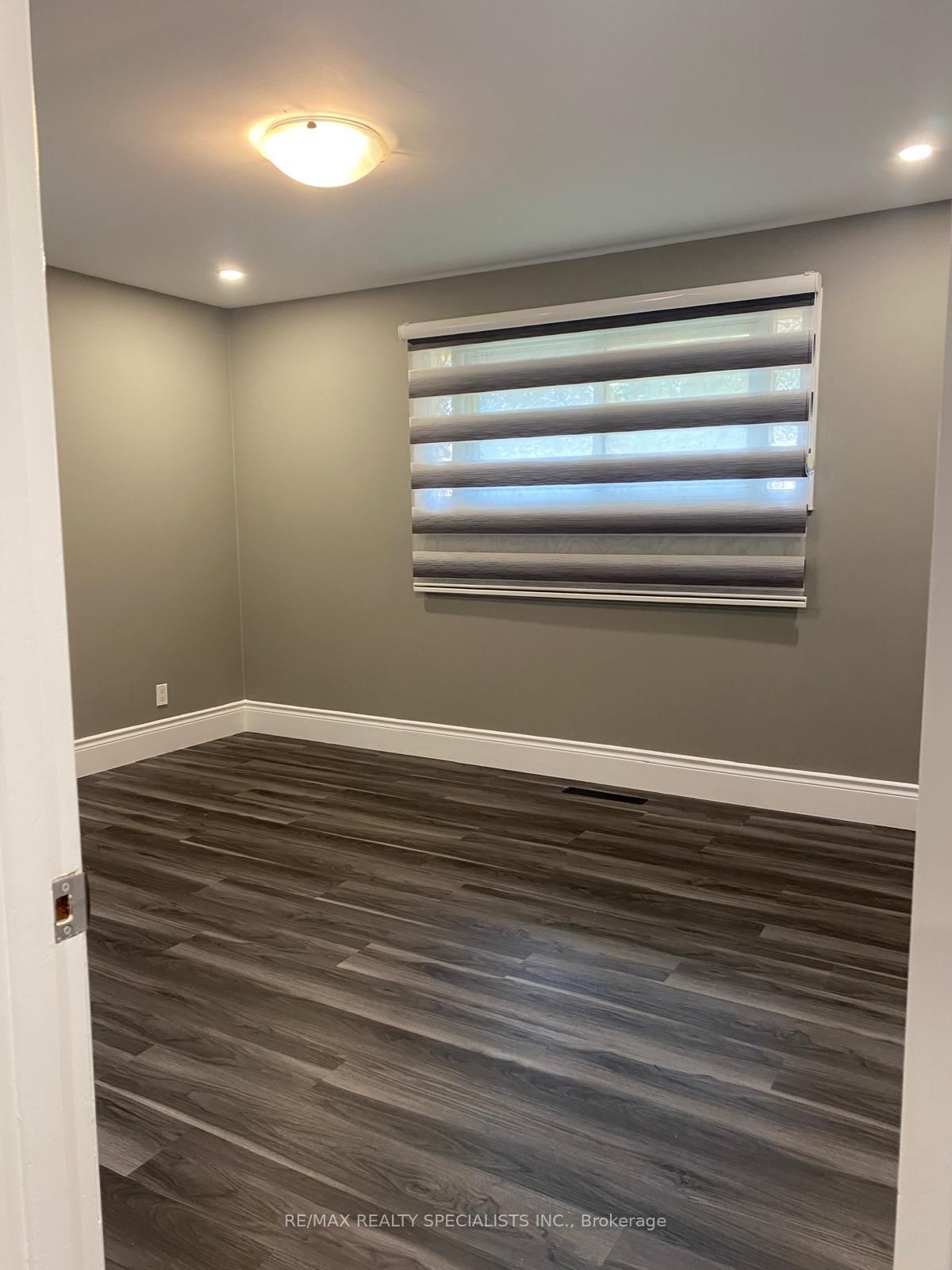 8755 Tremaine Road - Photo 17