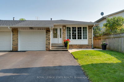 3448 Caplan Cres  Burlington, L7N 2P8 | Image 1