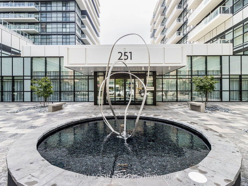  715 - 251 Manitoba St  Toronto, M8Y 0C7 | Image 3