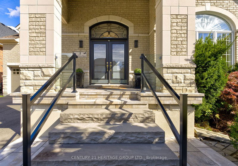 3 Nova Scotia Rd  Brampton, L6Y 5K8 | Image 2