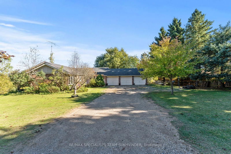 home for sale on 283 Beech Grove Sideroad