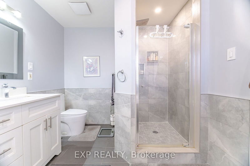 891 Stonebridge Ave  Mississauga, L5V 2L3 | Image 22