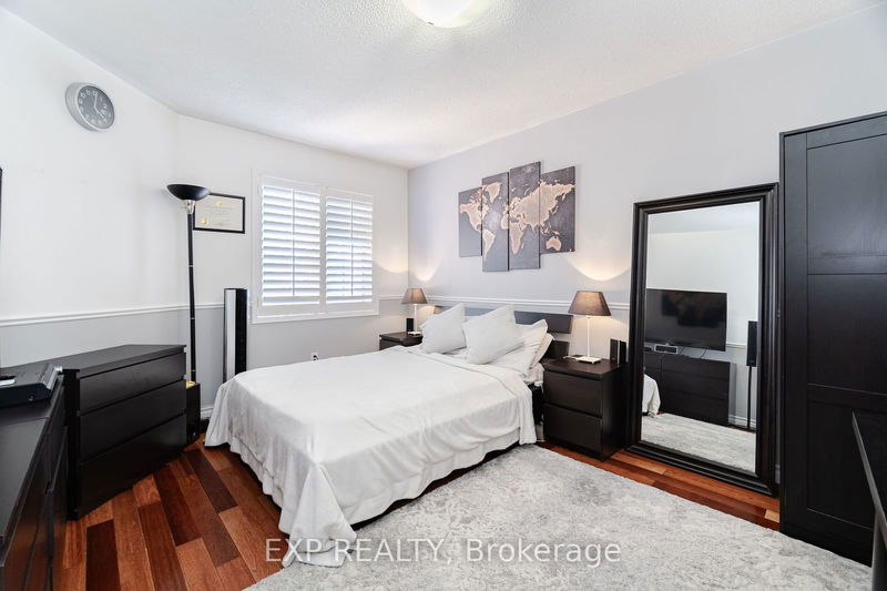 891 Stonebridge Ave  Mississauga, L5V 2L3 | Image 24