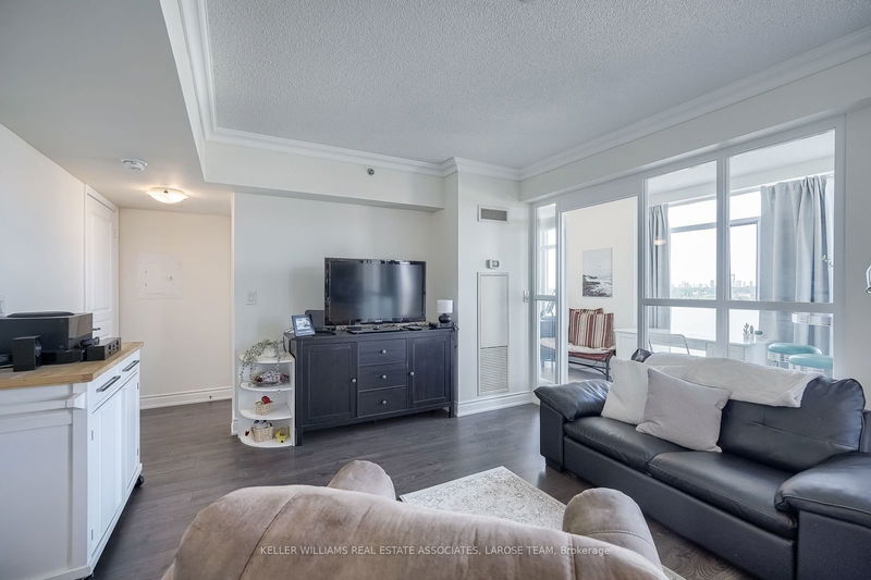  2106 - 3 Marine Parade Dr  Toronto, M8V 3Z5 | Image 4