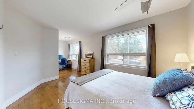 1 Belfry Ave  Toronto, M8Z 2L1 | Image 15